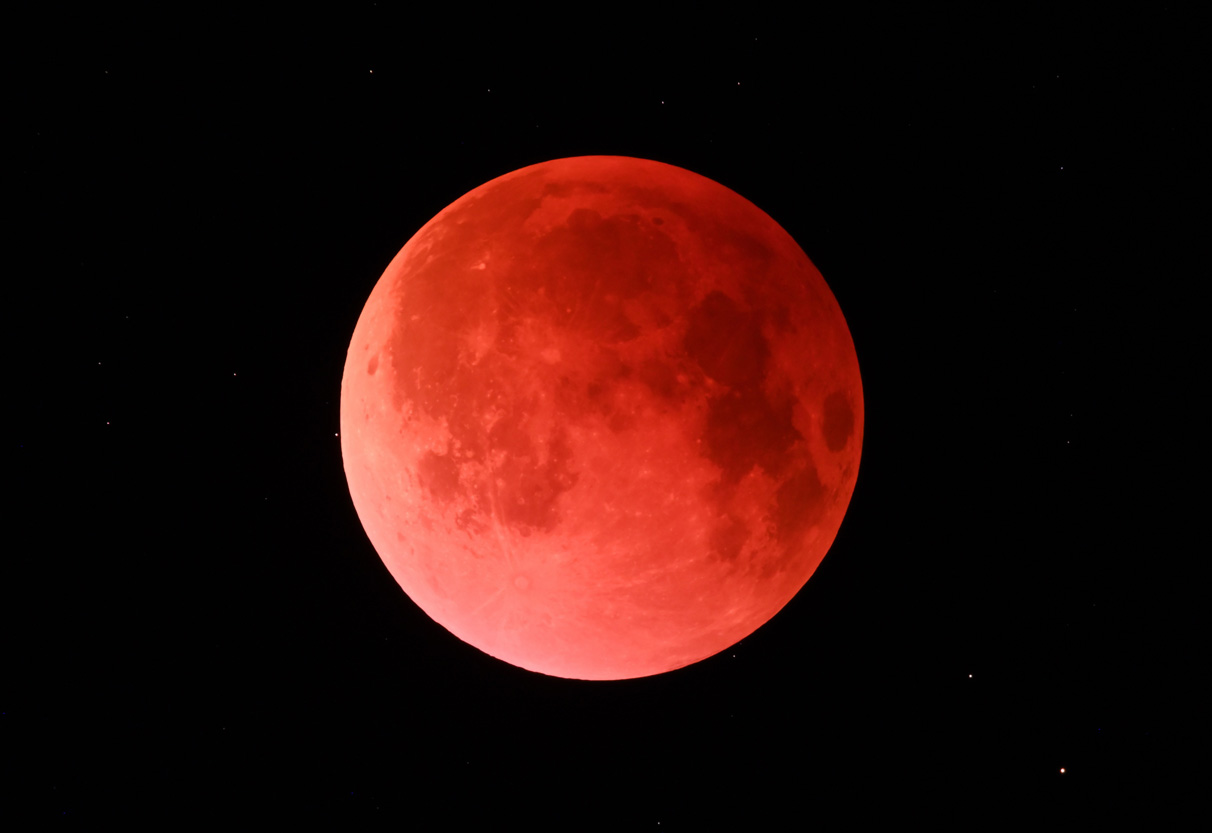 2026/3/3㈫ 特別観望会『皆既月食』19:00～21:00 ※休館日でしたが開館に変更になります※観望会は天候不良の場合は中止のサムネイル